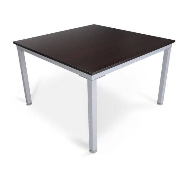 MESA-JUNTAS-CUADRADA-OF-M13